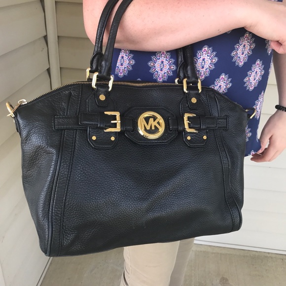 Michael Kors Handbags - Michael Kors Purse